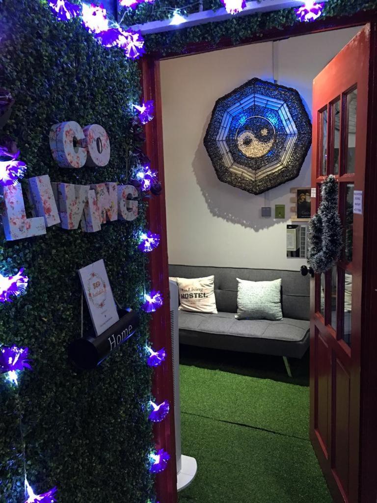 Co.Living Hostel Bandar Seri Begawan Exterior foto